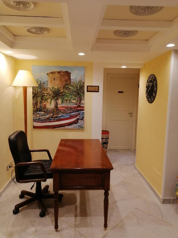 Federico 70 Giada Economy Hotel Palermo Luaran gambar